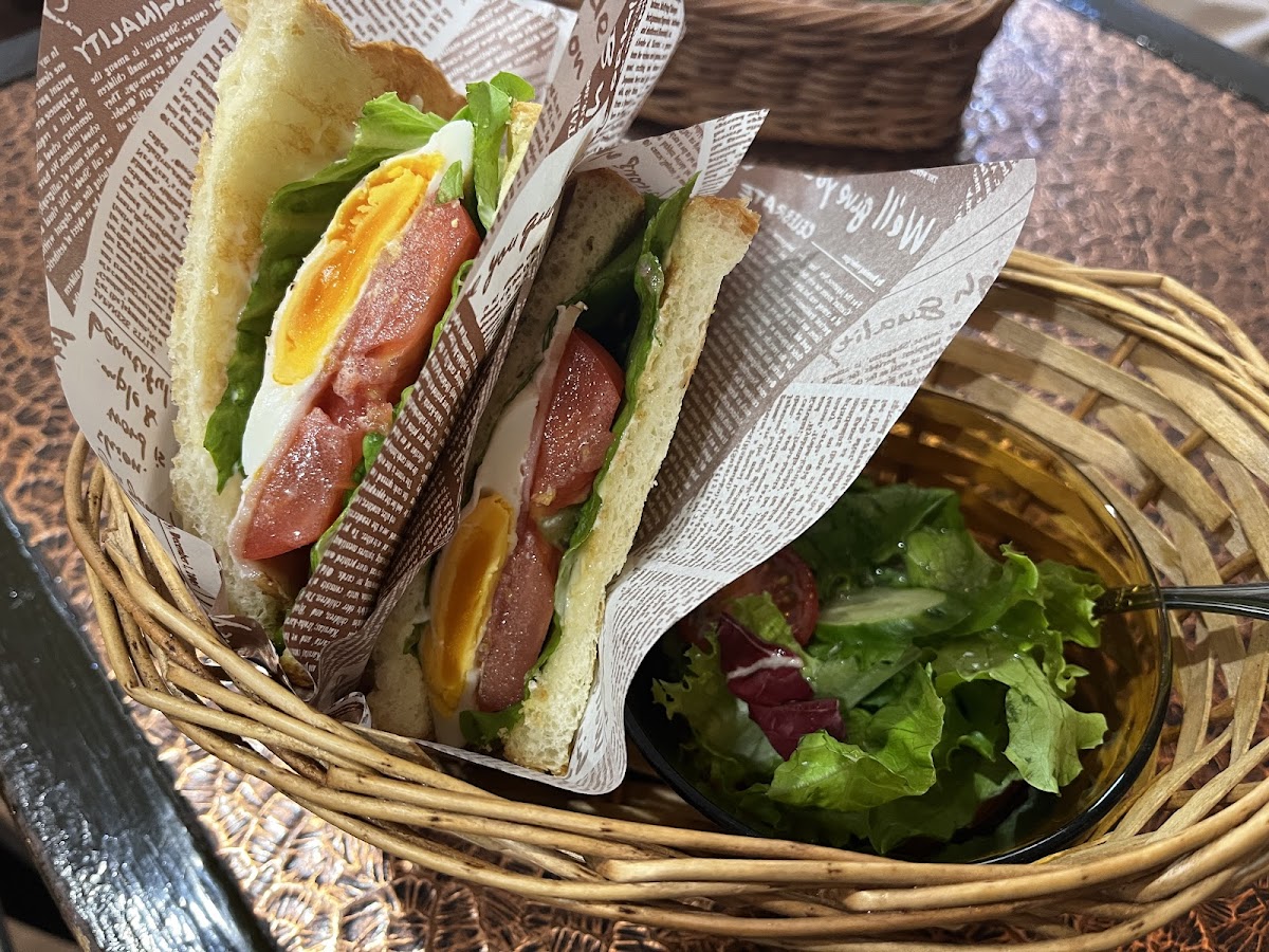 Yuri Coffee Photos 2